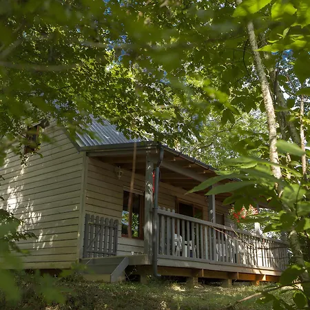 2 Chalet Biron (Dordogne)