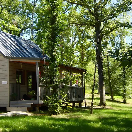 2 * Biron (Dordogne)